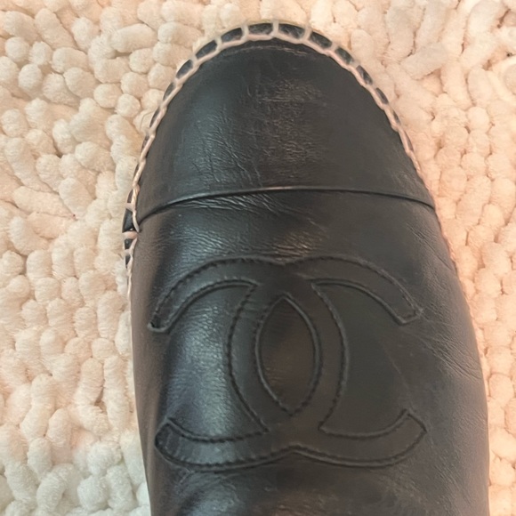 WORN ONCE- Excellent condition  Leather espadrilles. Black - Picture 5 of 6